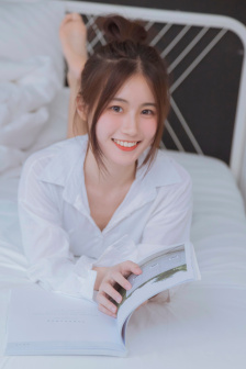 不穿内衣的教练